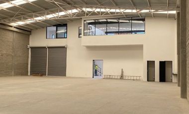 BODEGA INDUSTRIAL EN RENTA - ZONA TOLUQUILLA