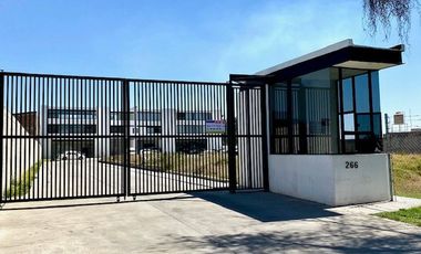 BODEGA INDUSTRIAL EN RENTA - ZONA TOLUQUILLA