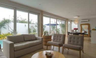 Contemporary Home with Pool Steps from the Ocean in Costa de Oro