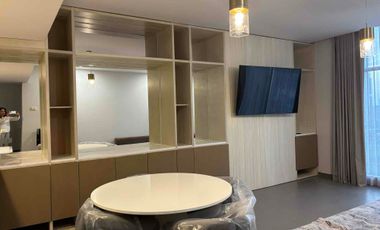 RENTA de Departamento NUEVO  totalmente amueblado y equipado  en Torre Vitant en Valle Oriente en San Pedro Garza , Garcia NL