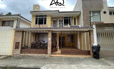 Casa en venta en Loja en Estancia Norte