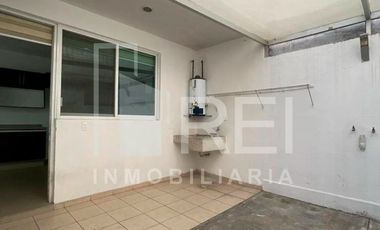 CASA EN RENTA DEL PILAR RESIDENCIAL TLAJOMULCO