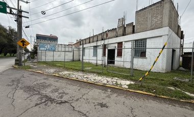 Local comercial en esquina - Paseo Tollocan, Casablanca Pilares