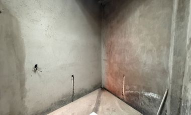 Local comercial en esquina - Paseo Tollocan, Casablanca Pilares