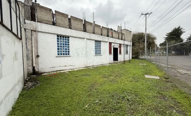 Local comercial en esquina - Paseo Tollocan, Casablanca Pilares