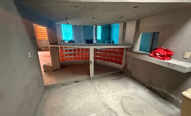 Local comercial en esquina - Paseo Tollocan, Casablanca Pilares