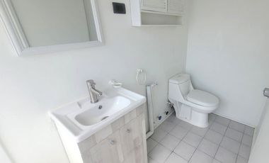 LAS VIOLETAS / CON ESTACIONAMIENTO Y BODEGA !!!