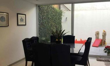 CASA EN VENTA EN VILLAMAGNA