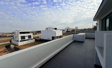 casa en venta en Valle imperial