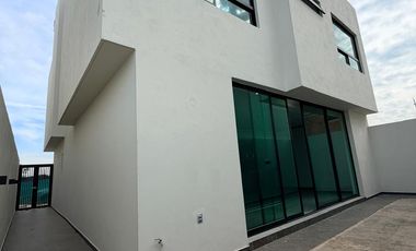 casa en venta en Valle imperial