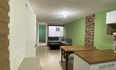 RENTA DE CASA AMUEBLADA  3 RECAMARAS EN HACIENDA VIÑEDOS  SALIDA LEON SILAO