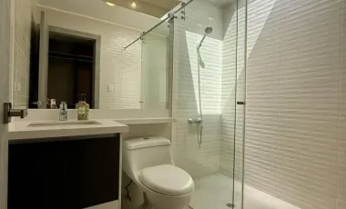 Casa en Venta sin adosar, Por Estrenar, Tumbaco, Ecuador.