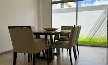 Casa en Venta sin adosar, Por Estrenar, Tumbaco, Ecuador.