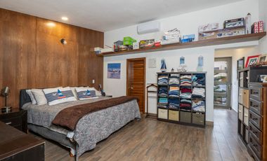 Deslumbrante y lujosa casa frente al lago, con concesion de zona federal, conocela!