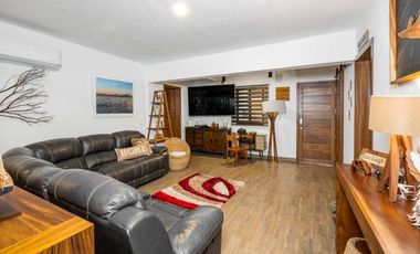 Deslumbrante y lujosa casa frente al lago, con concesion de zona federal, conocela!