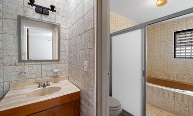 Como un lienzo en blanco, en una de las mejores calles de la Floresta, Ajijic