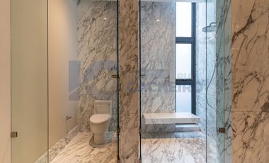 Residencia en Venta de Autor con Vista a La Huasteca · Cordillera