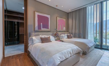 Residencia en Venta de Autor con Vista a La Huasteca · Cordillera