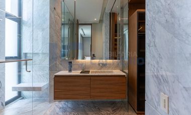 Residencia en Venta de Autor con Vista a La Huasteca · Cordillera