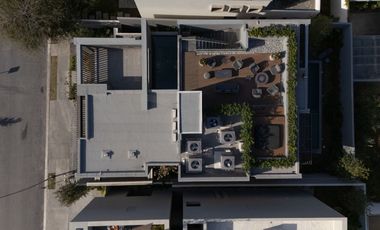 Residencia en Venta de Autor con Vista a La Huasteca · Cordillera