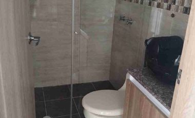 VENDO HERMOSA CASA EN FUSAGASUGA CAMBULOS DE TRES PLANTAS.