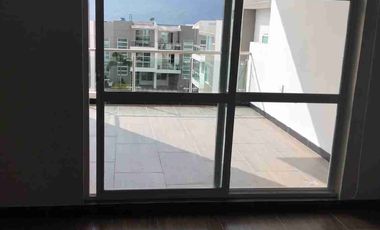 VENDO HERMOSA CASA EN FUSAGASUGA CAMBULOS DE TRES PLANTAS.