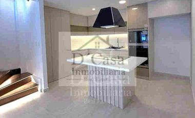 AVENIDA 24 DE MAYO - CASA DE VENTA EN CUENCA POR ESTRENAR