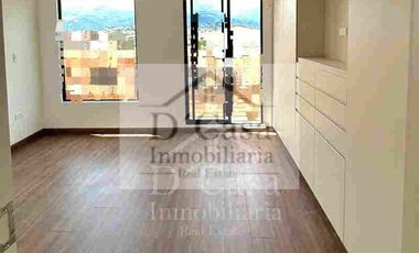 AVENIDA 24 DE MAYO - CASA DE VENTA EN CUENCA POR ESTRENAR