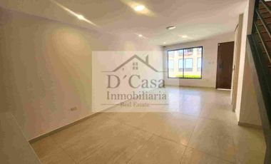 AVENIDA 24 DE MAYO - CASA DE VENTA EN CUENCA POR ESTRENAR