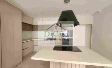 AVENIDA 24 DE MAYO - CASA DE VENTA EN CUENCA POR ESTRENAR