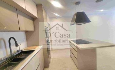 AVENIDA 24 DE MAYO - CASA DE VENTA EN CUENCA POR ESTRENAR