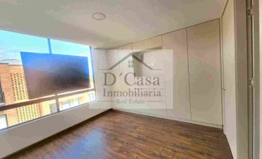 AVENIDA 24 DE MAYO - CASA DE VENTA EN CUENCA POR ESTRENAR