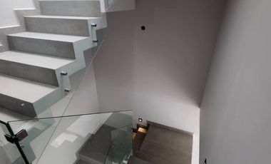 Casa en venta en coto Cerezo Valle Imperial