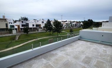 Casa en venta en coto Cerezo Valle Imperial