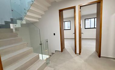 Casa en venta en coto Cerezo Valle Imperial