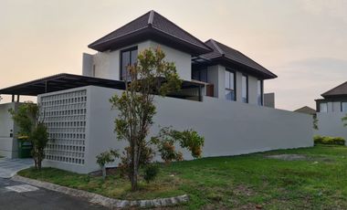 DIJUAL VILLA 2 LANTAI FULL FURNISHED DI NIVATA RESIDENCE BALI