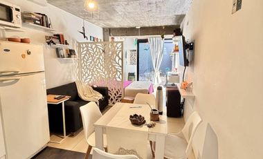 VENTA MONOAMBIENTE CON PATIO - Pichincha