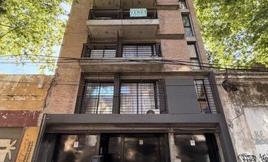 VENTA MONOAMBIENTE CON PATIO - Pichincha