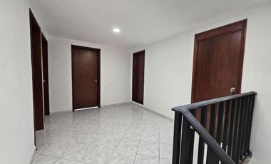 CASA EN VENTA EN DOS NIVELES
