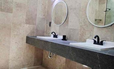 Casa en venta con Alberca zona sur pte dentro de Frac privado cerca del tec Tuxtla