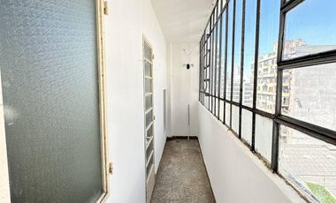 Venta Departamento 2 Dormitorios + comodín - Piso Exclusivo con posibilidad de Cochera - Rosario