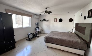 Casa en Venta en Lomas del Tecnológico muy cerca de Plaza San Luis.