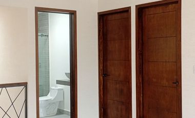 Casa en venta en Residencial Fresnos 4 recámaras - Cacalomacán