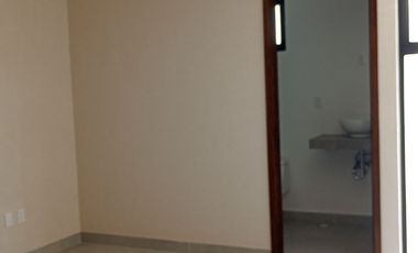 Casa en venta en Residencial Fresnos 4 recámaras - Cacalomacán