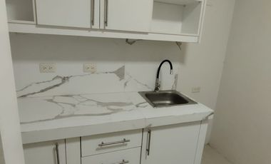 Departamento Semiamoblado en Alquiler en la Garzota,1Habitacion, 1Cuarto estudio,1Baño