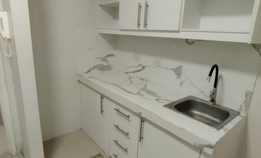 Departamento Semiamoblado en Alquiler en la Garzota,1Habitacion, 1Cuarto estudio,1Baño