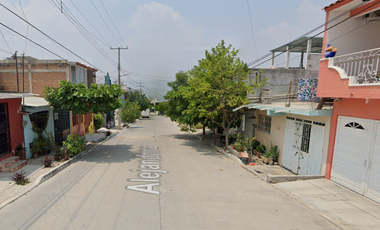 Casa en Venta en C. Alejandrina, Jardines del Pedregal, 29049 Tuxtla Gutiérrez, Chis., México