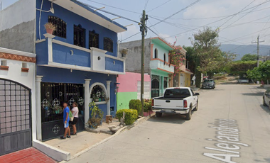 Casa en Venta en C. Alejandrina, Jardines del Pedregal, 29049 Tuxtla Gutiérrez, Chis., México