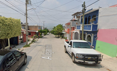 Casa en Venta en C. Alejandrina, Jardines del Pedregal, 29049 Tuxtla Gutiérrez, Chis., México