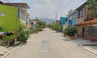 Casa en Venta en C. Alejandrina, Jardines del Pedregal, 29049 Tuxtla Gutiérrez, Chis., México